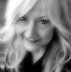 Meet your Posher, Lydia